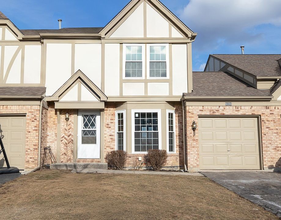 1st image of 9086 Carlisle Ln