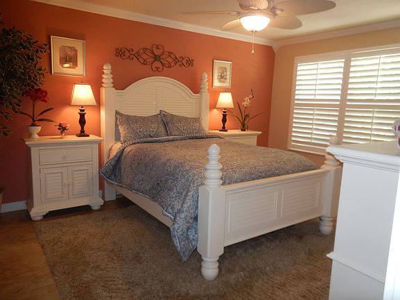 5th image of 5882 Guarino Dr