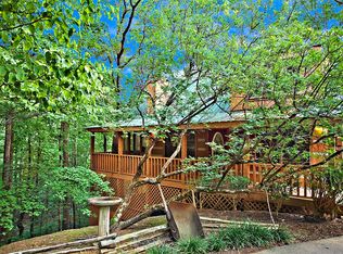 1655 S Mountain View Rd, Sevierville, TN 37876