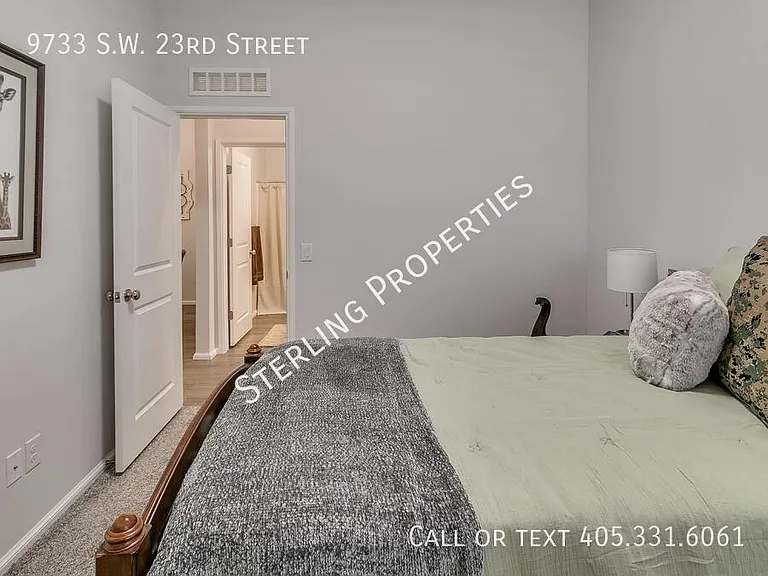9733 SW 23rd St — Photo 20