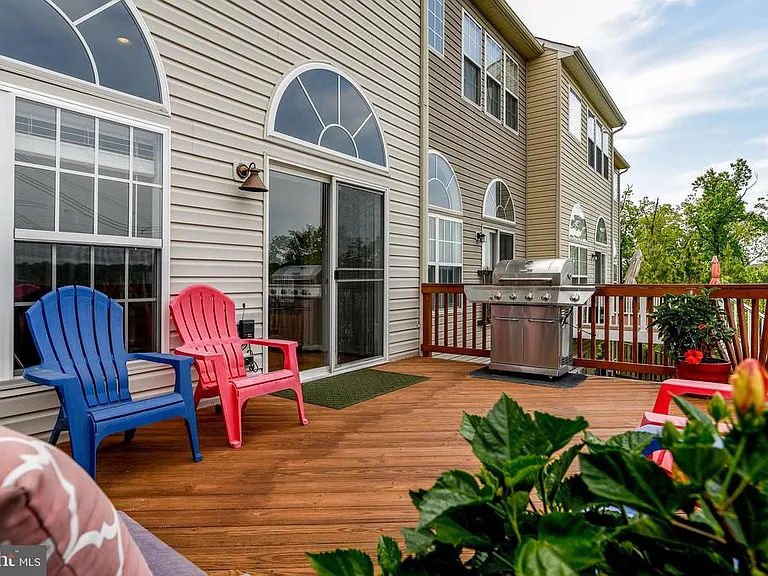2372 Battery Hill Cir — Photo 33