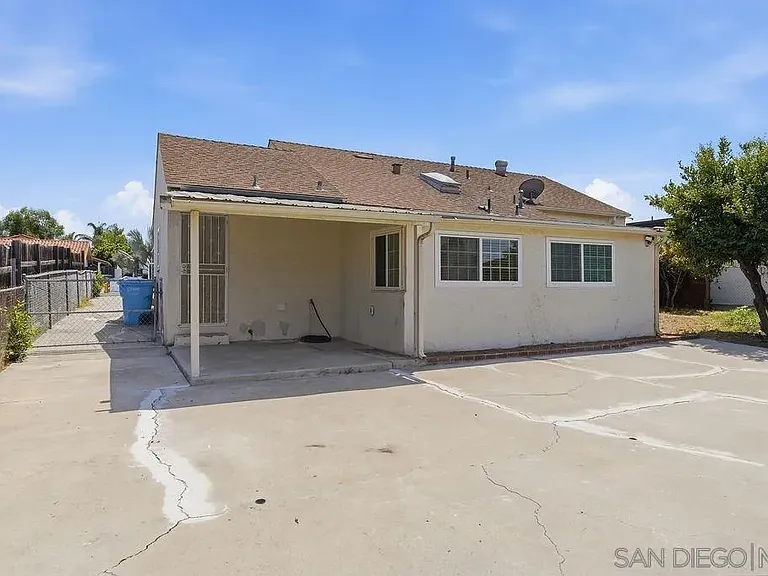 3942 Casita Way — Photo 30