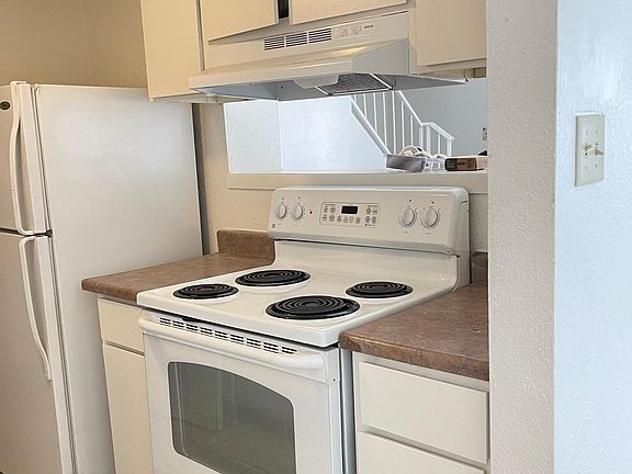 2nd image of 4723 E Jones Ave