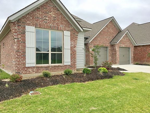 2nd image of 2504 S Crest Dr