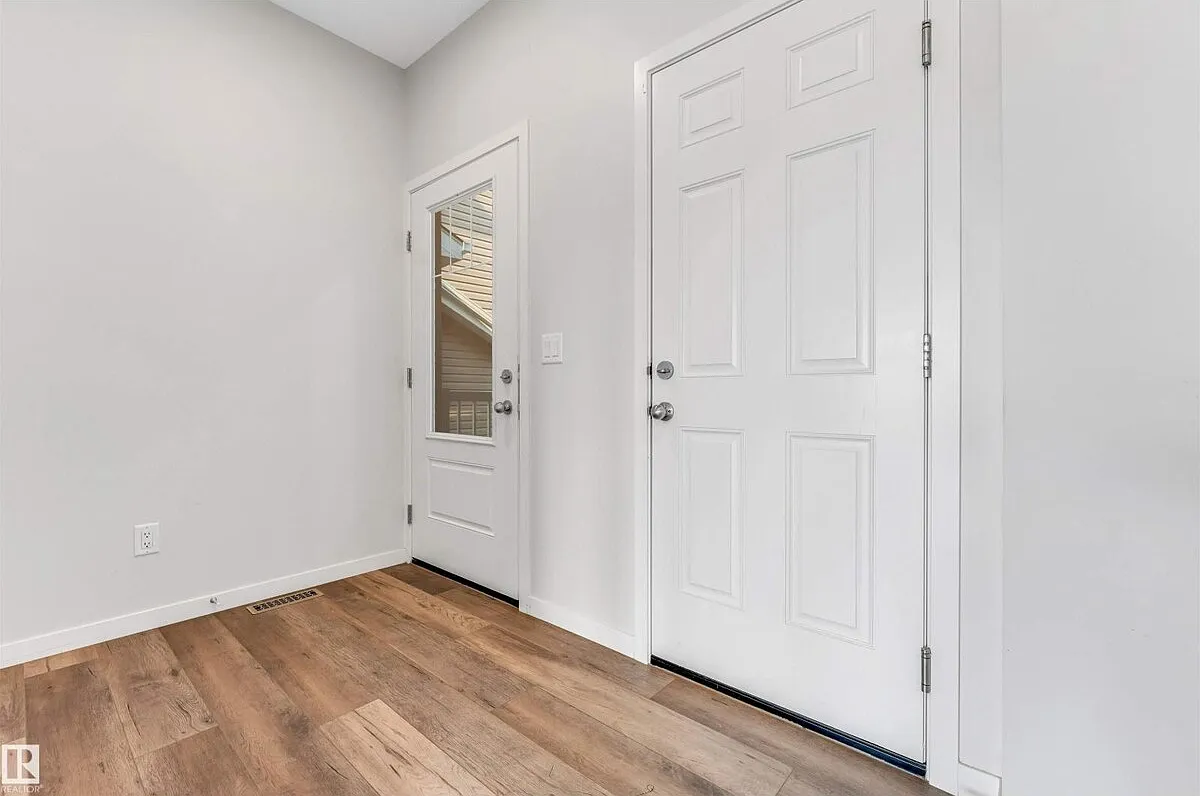 SF349 3 Bed | 2.5 Bath Detached Home in Cy Becker, NE Edmonton | 17636 49 Street NW — Photo 3