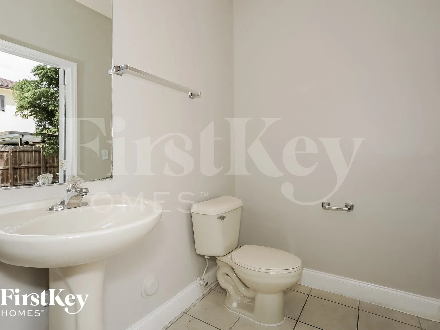 3 bed, 3.0 bath, 2689 sqft, $3,795 — Photo 1