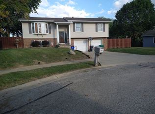 1018 Cornell Dr, Decatur, IL 62522