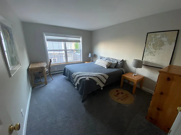 424 Main St — Photo 10