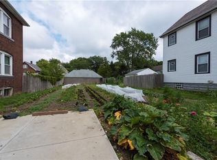 2027 Lark St, Lakewood, OH 44107