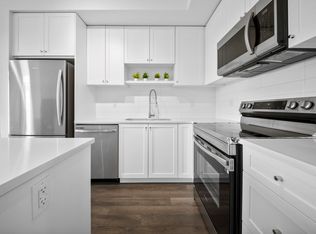 13623 81a Ave #608, Surrey, BC V3W3N7
