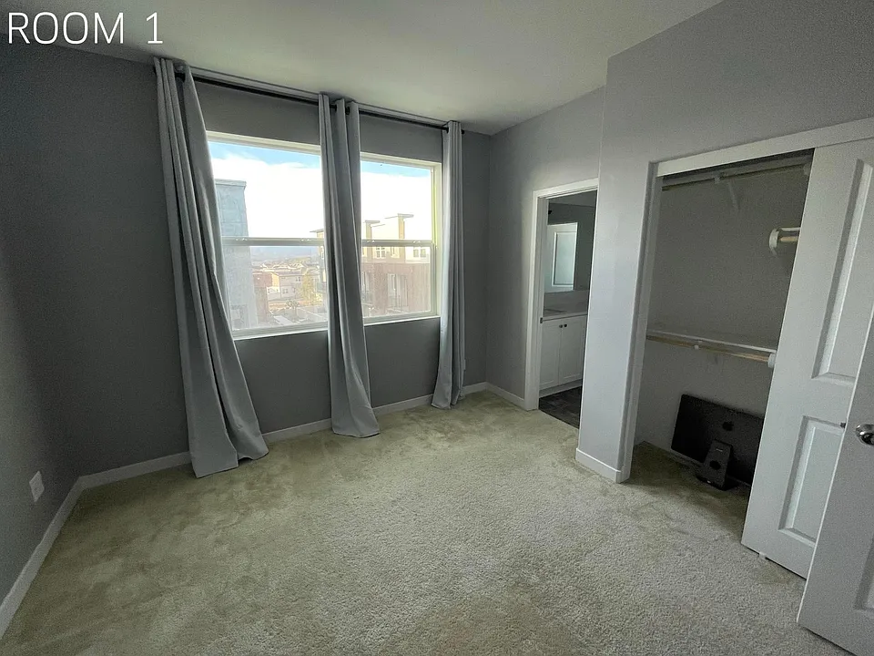 27010 Hummingbird Ln