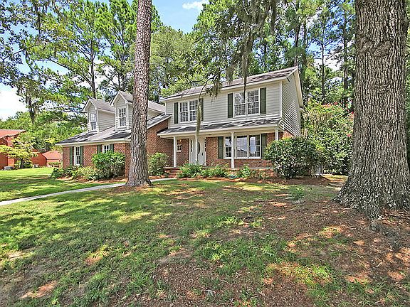 2nd image of 301 Fairington Dr