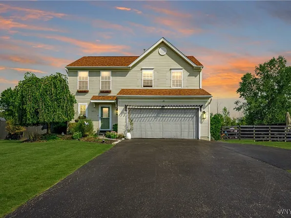 6513 Harvest Ridge Way, Lockport, NY 14094