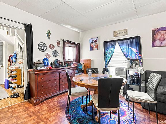 4th image of 503 14th St