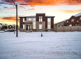 171 Great Falls Blvd, Hamilton, ON L8B1Y6