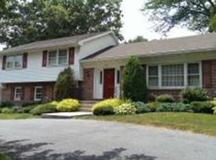 612 Wilson Dr, Lancaster, PA 17603