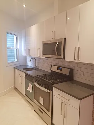 Rented by Compass | media 2