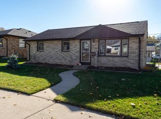 3403 E Bottsford Ave, Cudahy, WI 53110