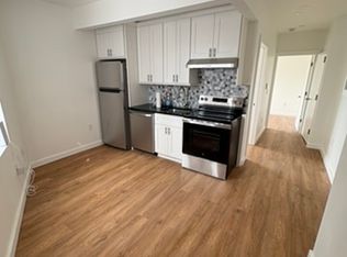 5401 108th St #1, Corona, NY 11368