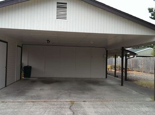 1269 7th St APT 2, Florence, OR 97439