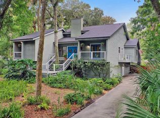 1908 Oak Cir, Atlantic Beach, FL 32233