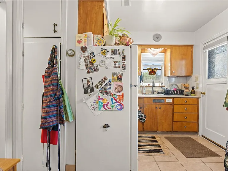 506 Modoc Ave #2 — Photo 13