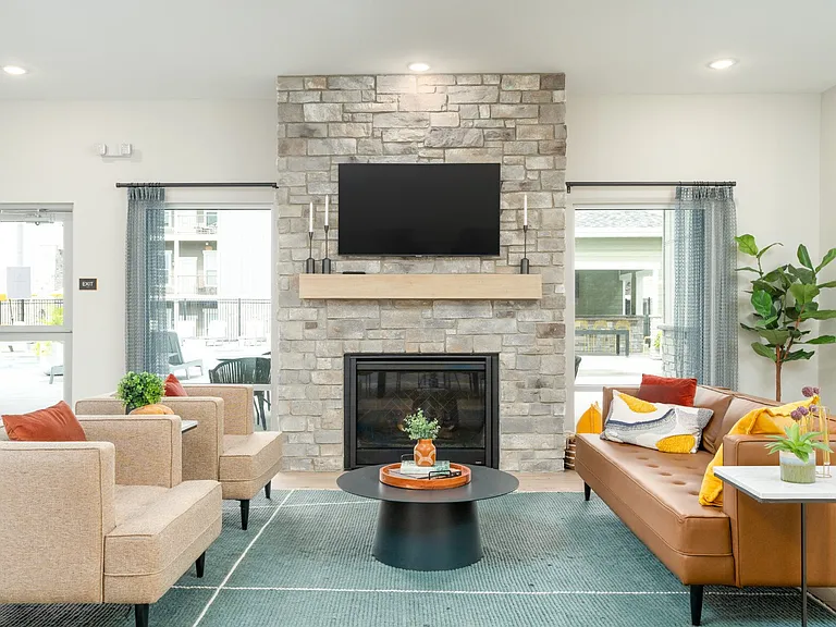 Citrine Apartments — Photo 12