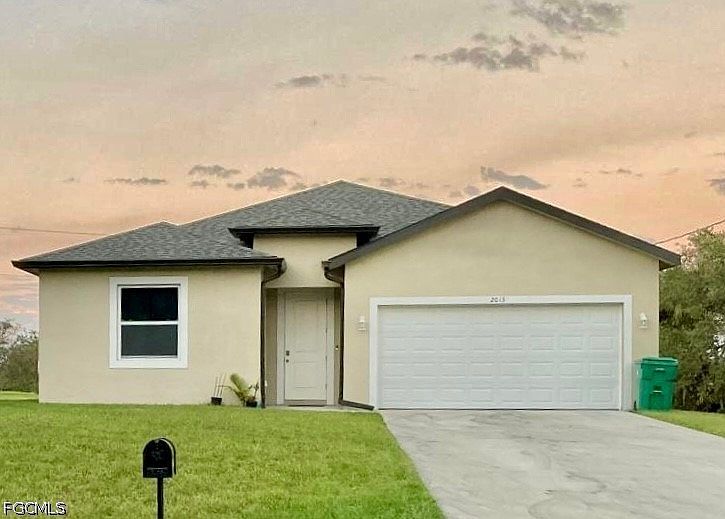 1st image of 2013 Odessa Cir