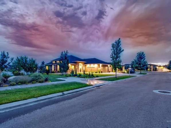 9425 W Whitecrest St, Star, ID 83669