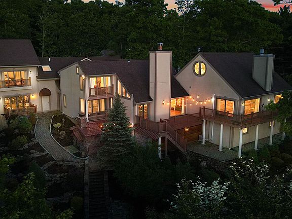 3rd image of 107-105 Attitash Ln