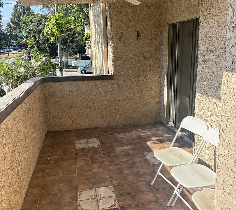 2386 E Del Mar Blvd #111