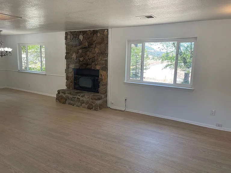 19510 Banducci Rd — Photo 16
