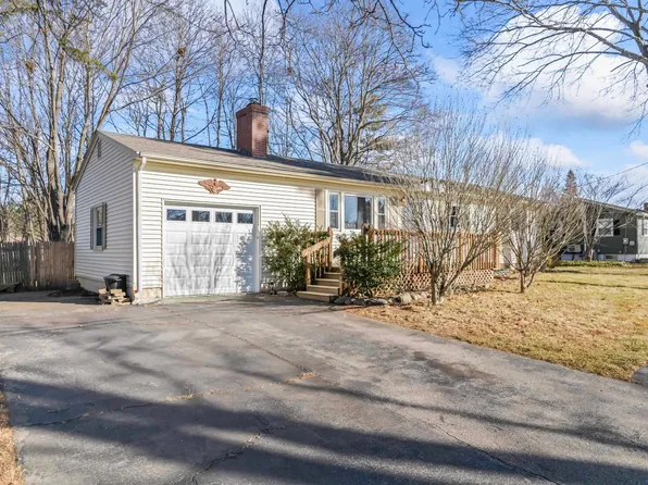 11 Denise Street, Portsmouth, NH 03801