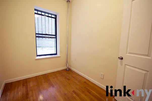 Rented by Link NY Realty | media 17
