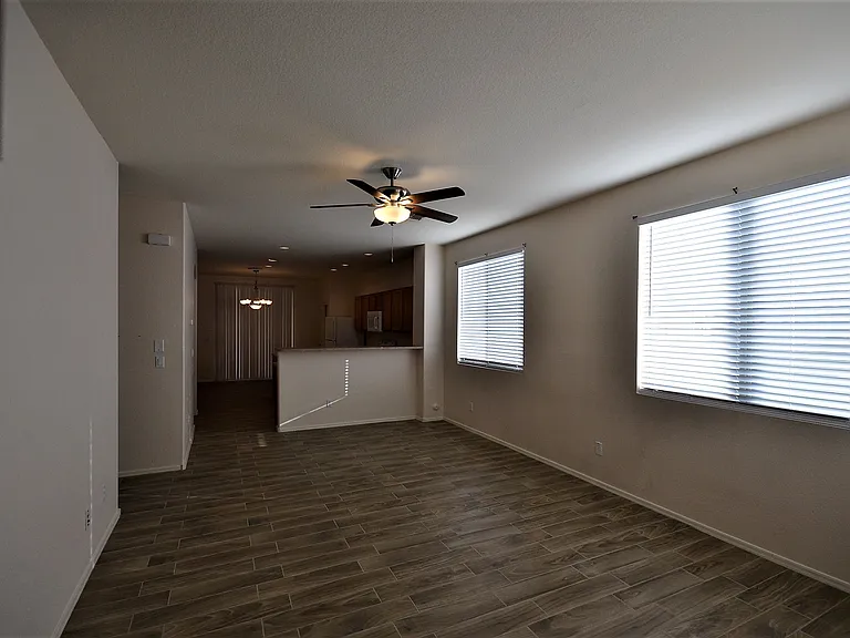 3660 E Temecula Way — Photo 4