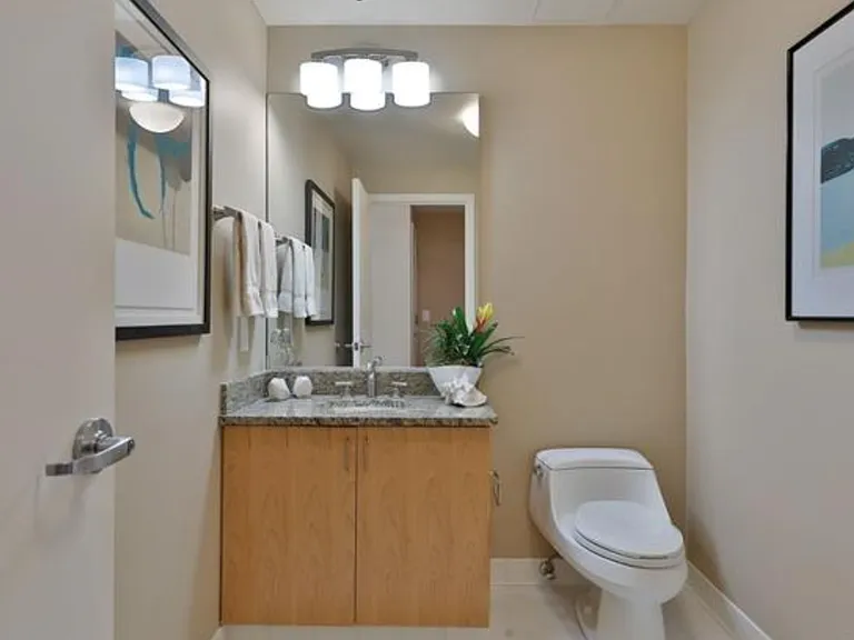 207 King St — Photo 11