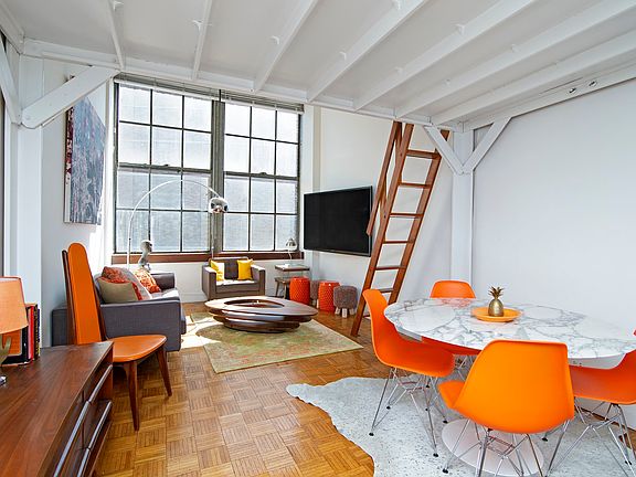 4th image of 111 4th Ave APT 2B