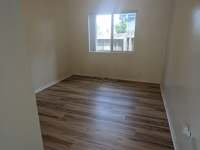 6228 Stewart St — Photo 17