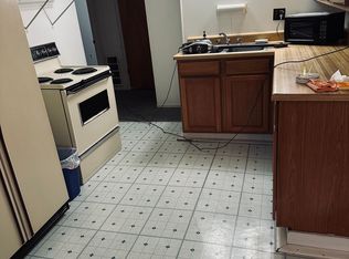 108 E Woodbury St APT 1, Macomb, IL 61455