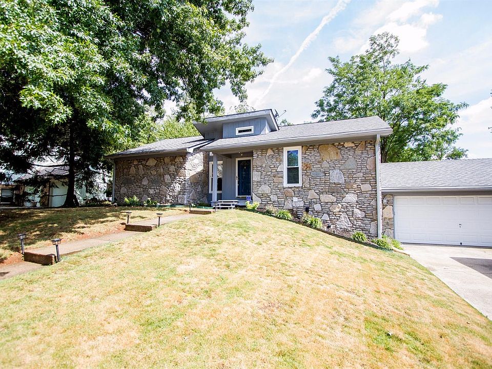 1st image of 3484 Grasmere Dr