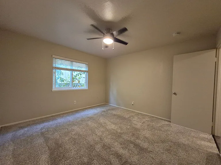 1711 N Street, Sacramento — Photo 29