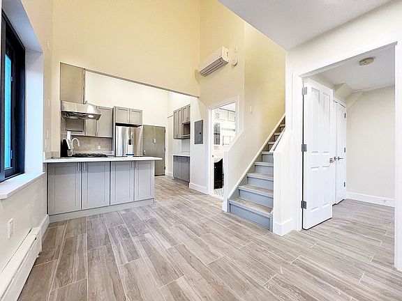 5th image of 217 Bay 49 St #4A
