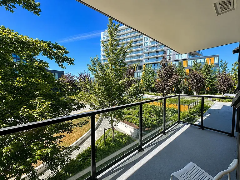 50X Buswell St #6633 — Photo 7