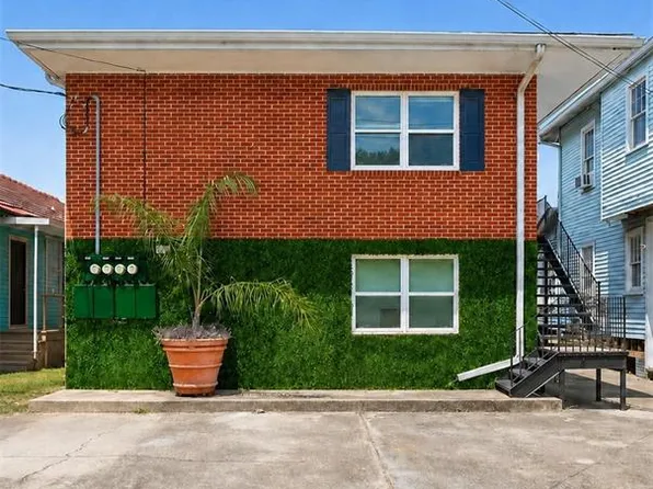 2905 Carondelet St APT 4, New Orleans, LA 70115