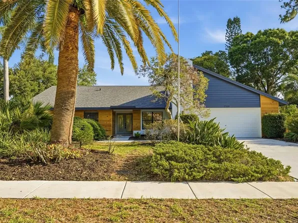 2700 Sedgefield Ct E, Clearwater, FL 33761