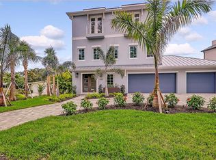 550 Buttonwood Dr, Longboat Key, FL 34228