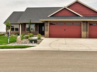 616 Tyler St, Williston, ND 58801