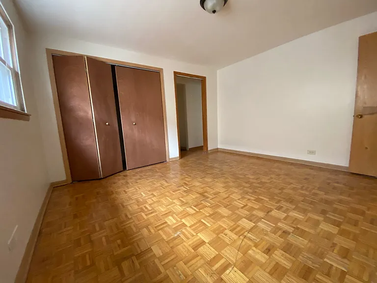 7035 W Irving Park Rd — Photo 12