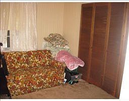 4th image of 7729 Hinsdale Dr