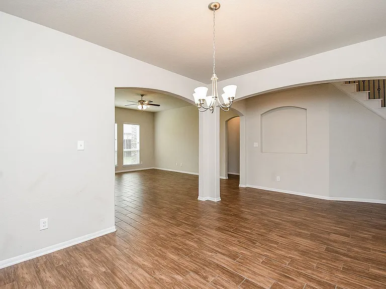 4442 Buentello Dr — Photo 27